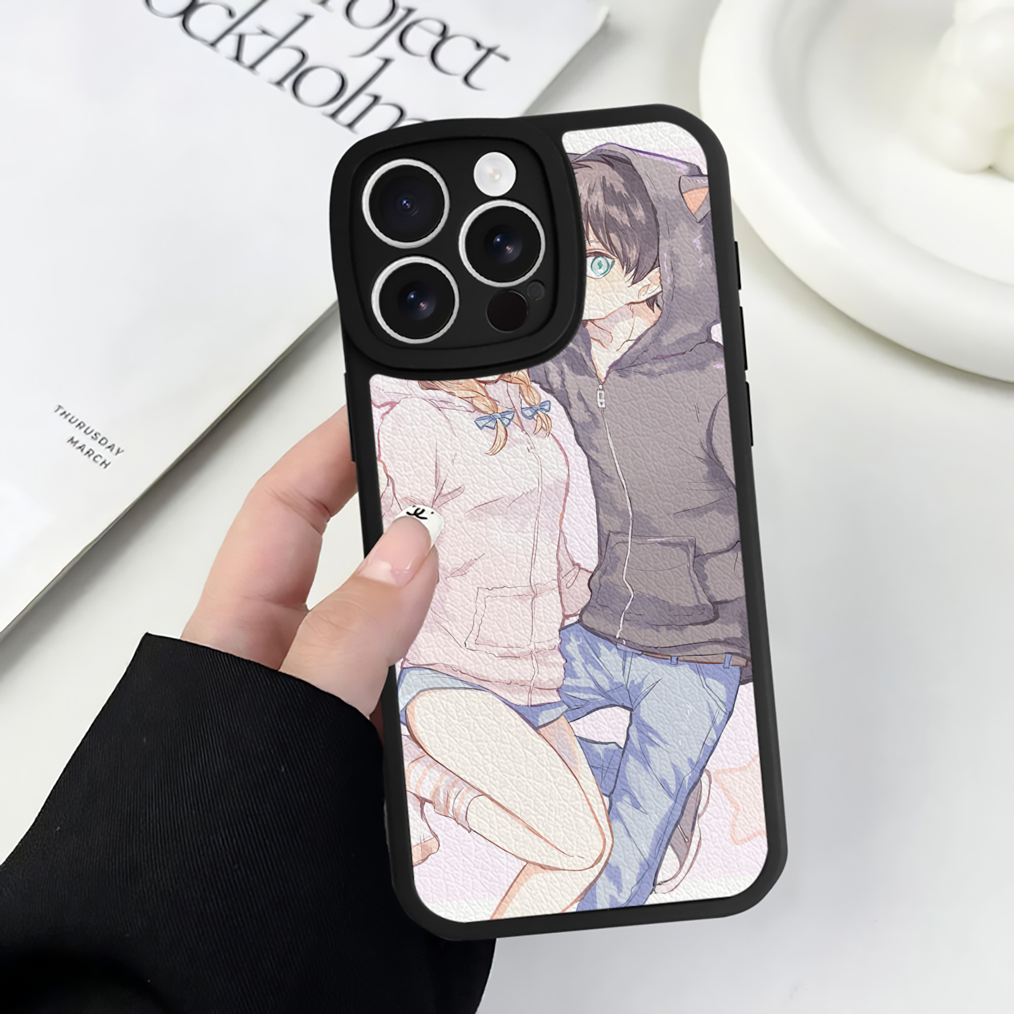（画像用） 進撃の巨人 Attack on Titan 【iPhone 16シリーズ対応】シリコンスマホケース（レザー調） 材質：シリコン